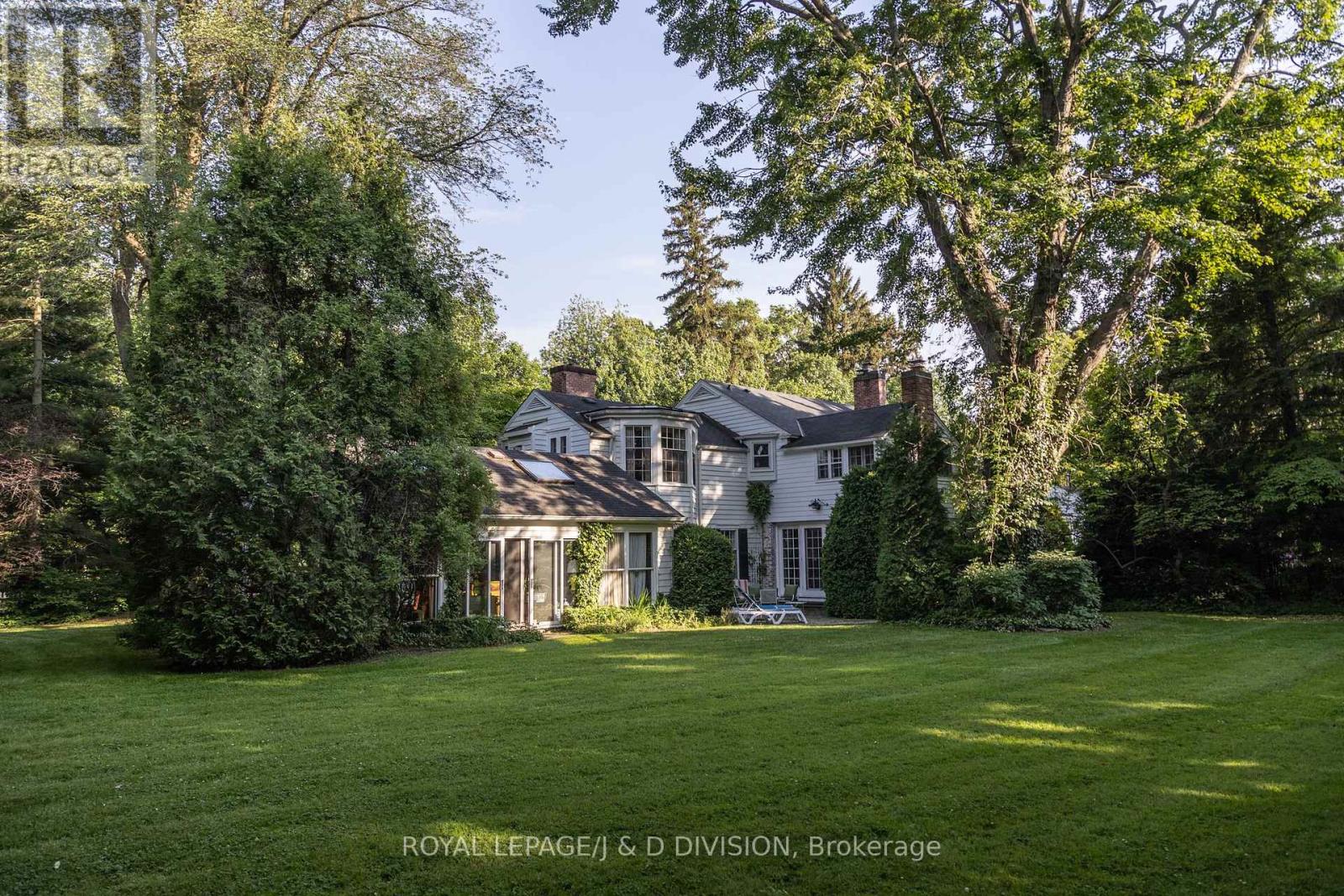 217 Butler Street, Niagara-On-The-Lake, Ontario  L0S 1J0 - Photo 39 - X12347225