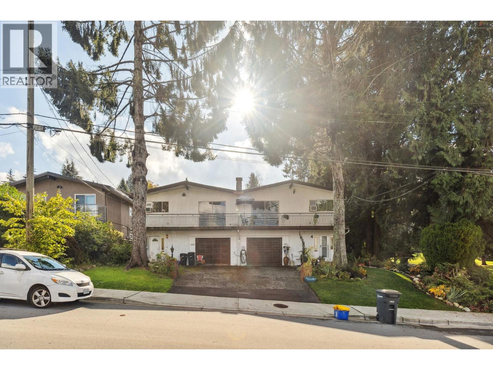 6660-6662 Stanley Street, Burnaby, British Columbia  V5E 1T8 - Photo 2 - R3024144