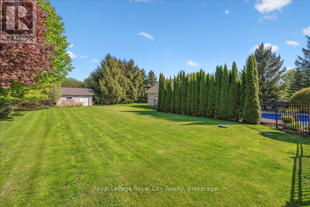 790 Dianne Crescent, Centre Wellington, Ontario  N1M 3N5 - Photo 45 - X12285156