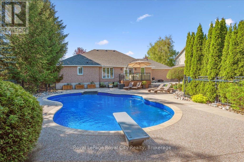 790 Dianne Crescent, Centre Wellington, Ontario  N1M 3N5 - Photo 33 - X12285156