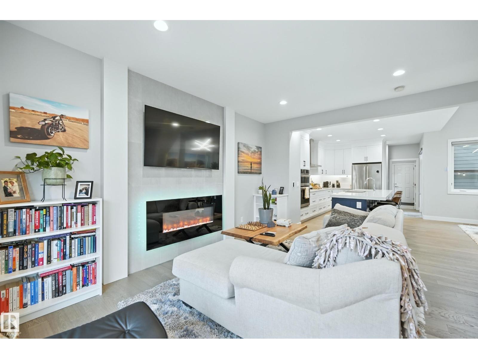 157 Hays Ridge Bv Sw, Edmonton, Alberta  T6W 4G5 - Photo 5 - E4453195