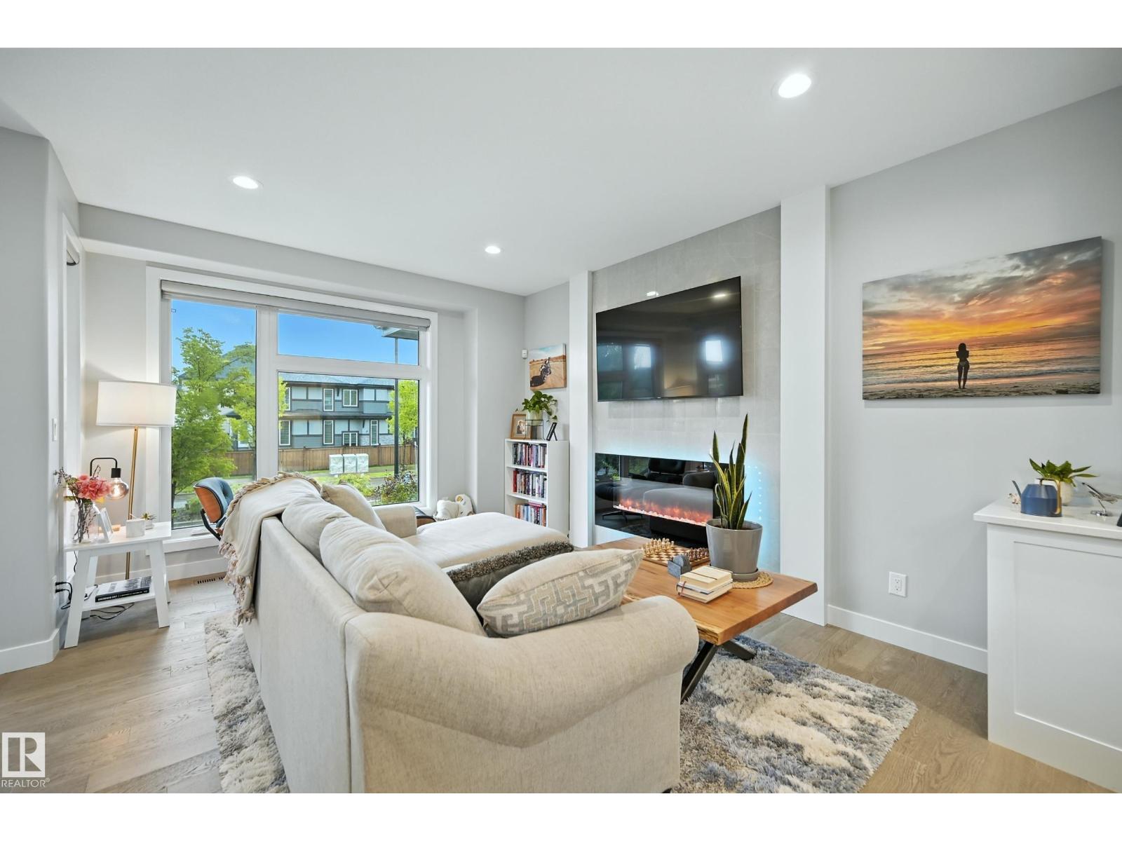 157 Hays Ridge Bv Sw, Edmonton, Alberta  T6W 4G5 - Photo 6 - E4453195