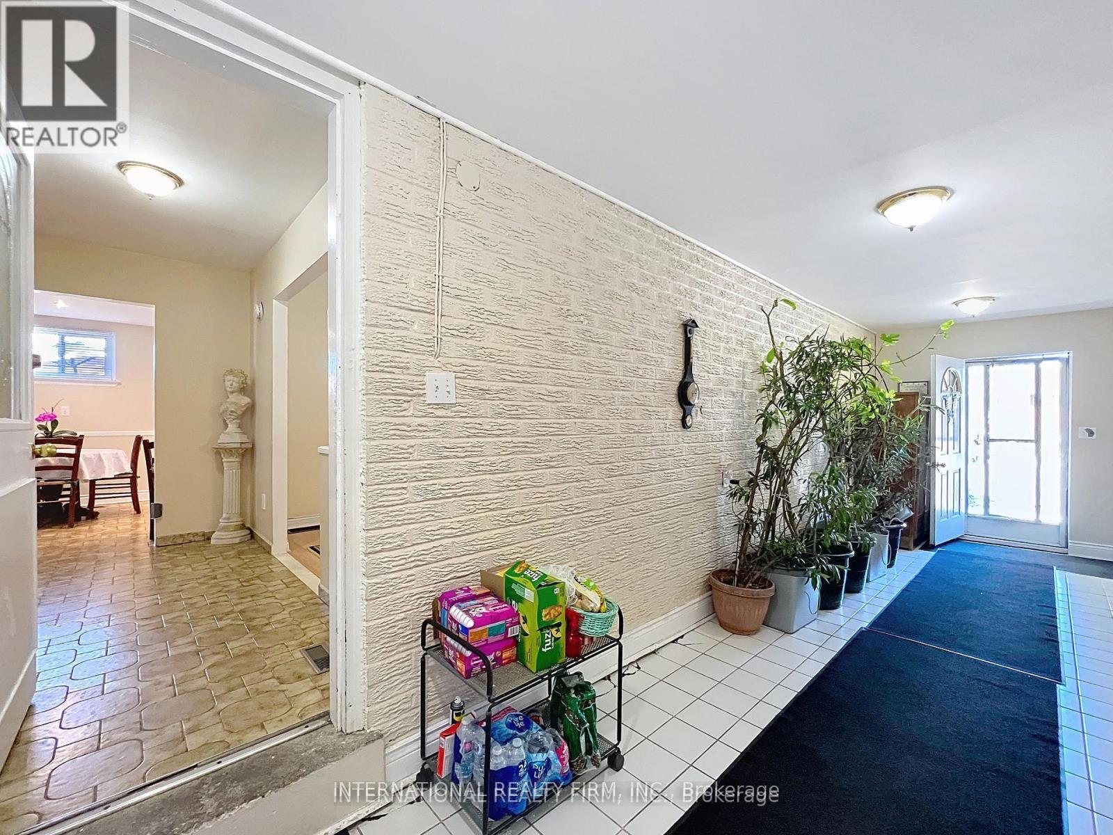 3602 Dunrankin Drive, Mississauga, Ontario  L4T 1V9 - Photo 30 - W12326059
