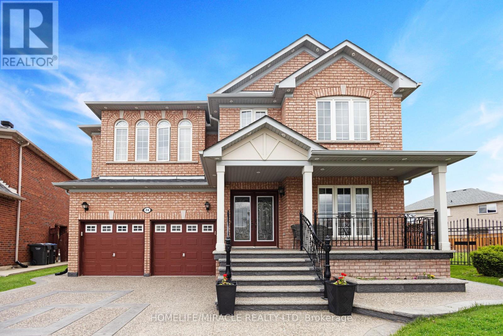 Property at 24 FAUNA COURT image 3