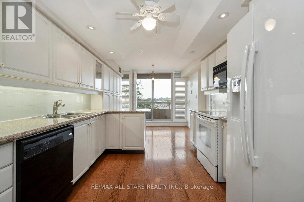 Property at 404 - 610 BULLOCK DRIVE image 4