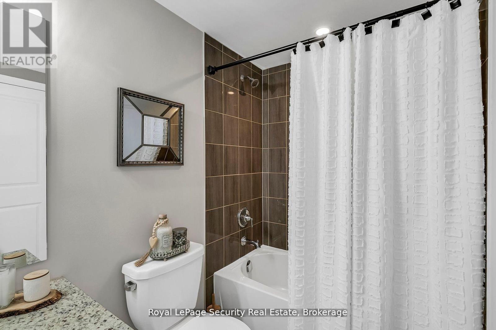 217 - 54 Koda Street, Barrie, Ontario  L9J 0J6 - Photo 25 - S12347277
