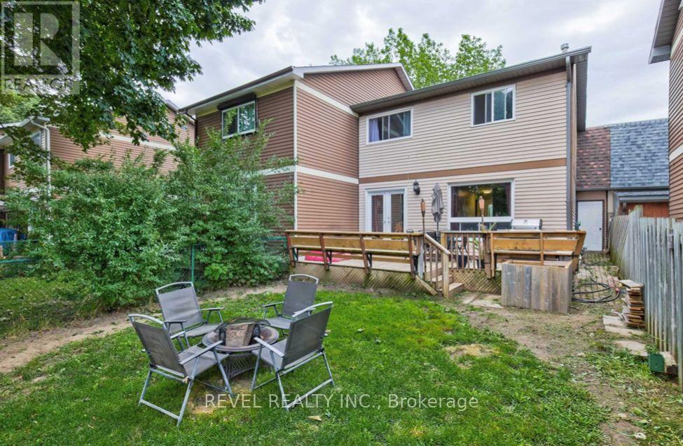 24 Lampman Lane, Barrie, Ontario  L4N 5B1 - Photo 14 - S12347307