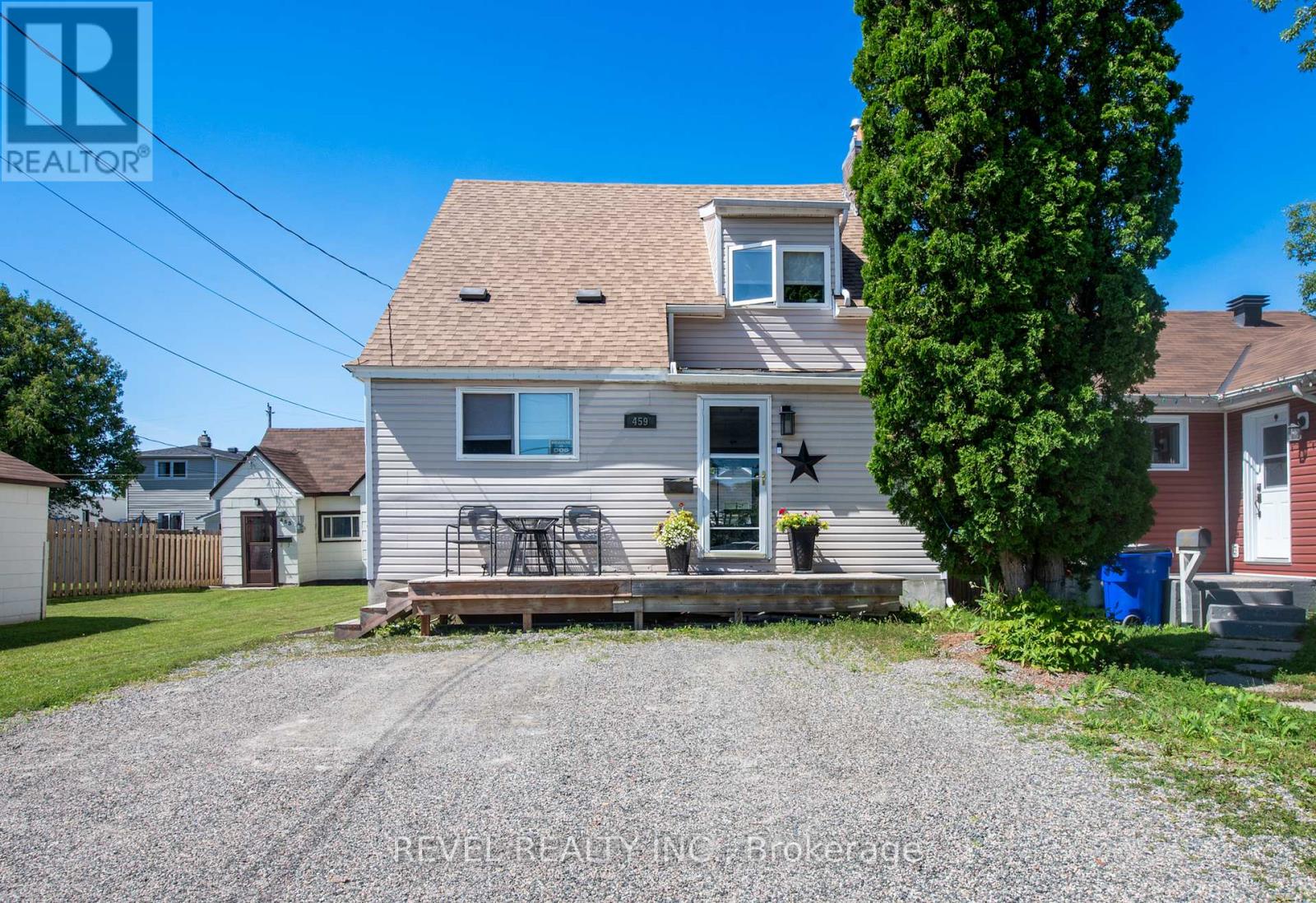 Property at 459 TOKE STREET image 2