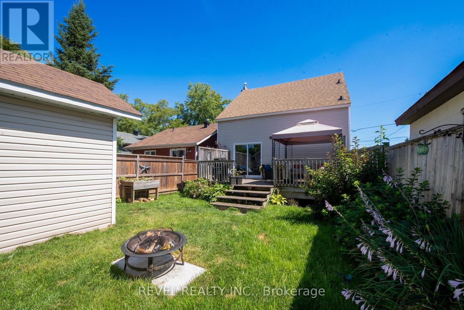 Property at 459 TOKE STREET image 3