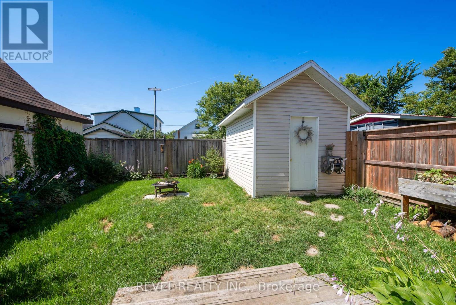 Property at 459 TOKE STREET image 4