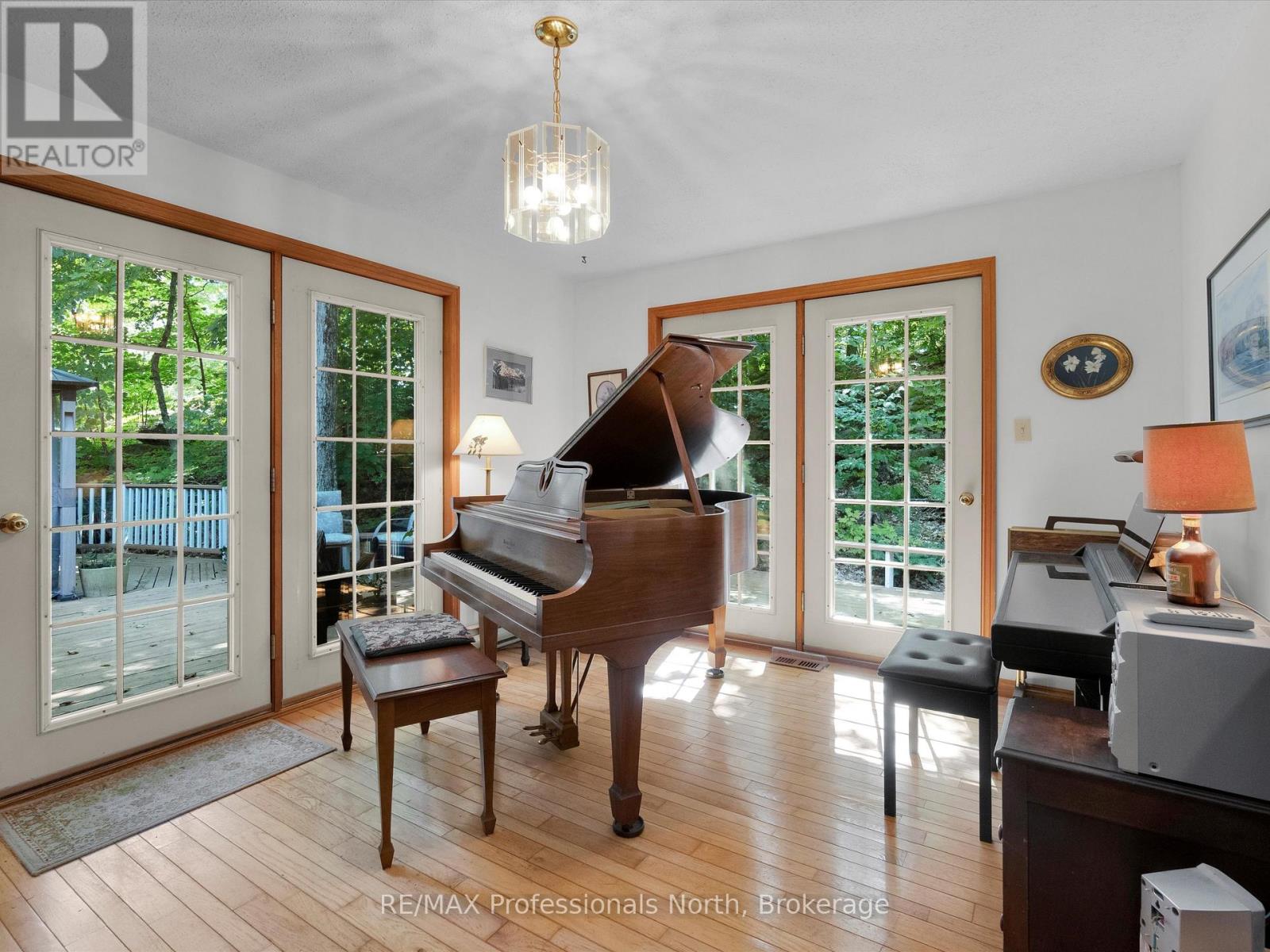 5 Todholm Drive, Muskoka Lakes, Ontario  P0B 1J0 - Photo 7 - X12347190