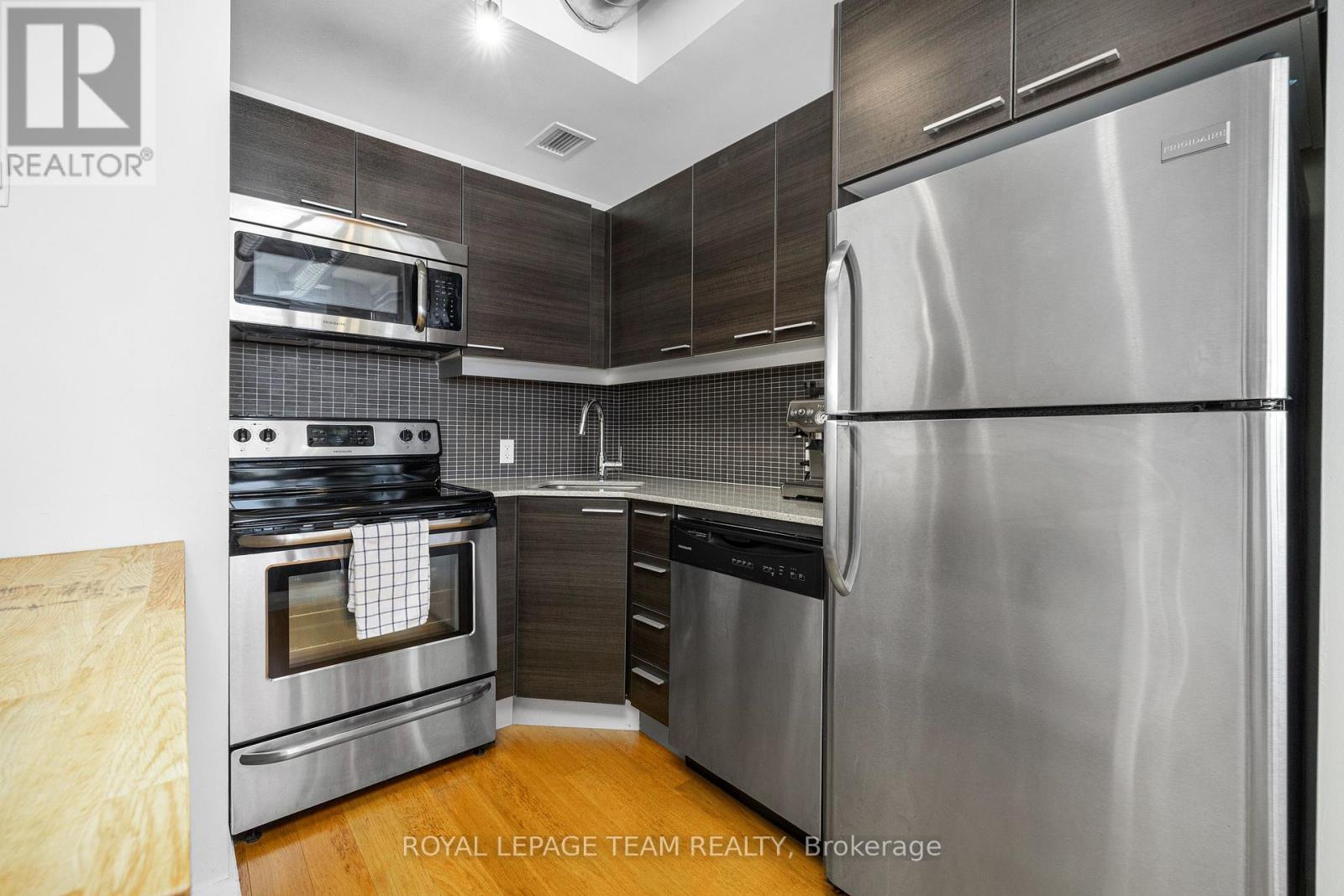 608 - 354 Gladstone Avenue, Ottawa, Ontario  K2P 0R4 - Photo 7 - X12347323