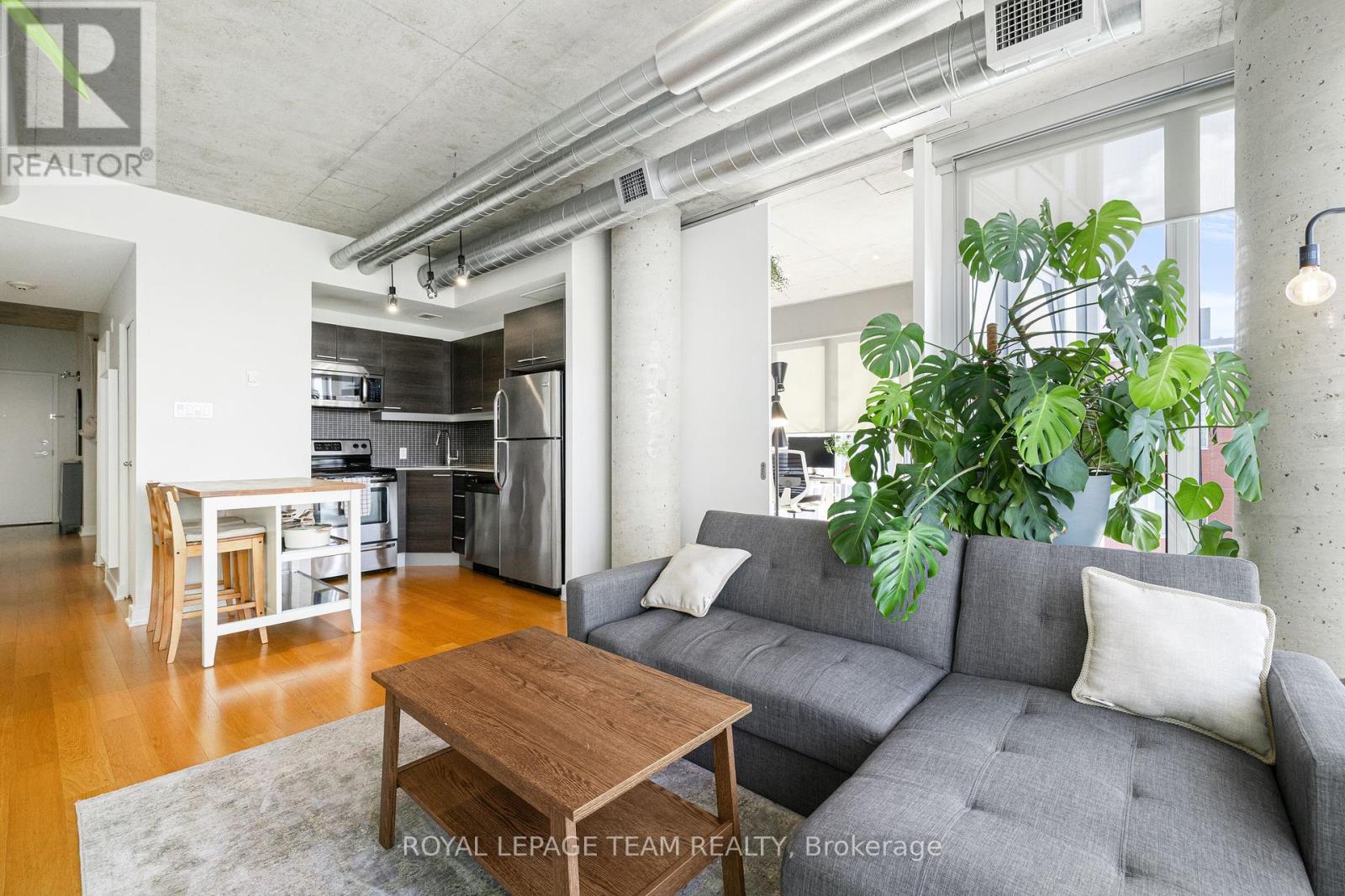 608 - 354 Gladstone Avenue, Ottawa, Ontario  K2P 0R4 - Photo 9 - X12347323