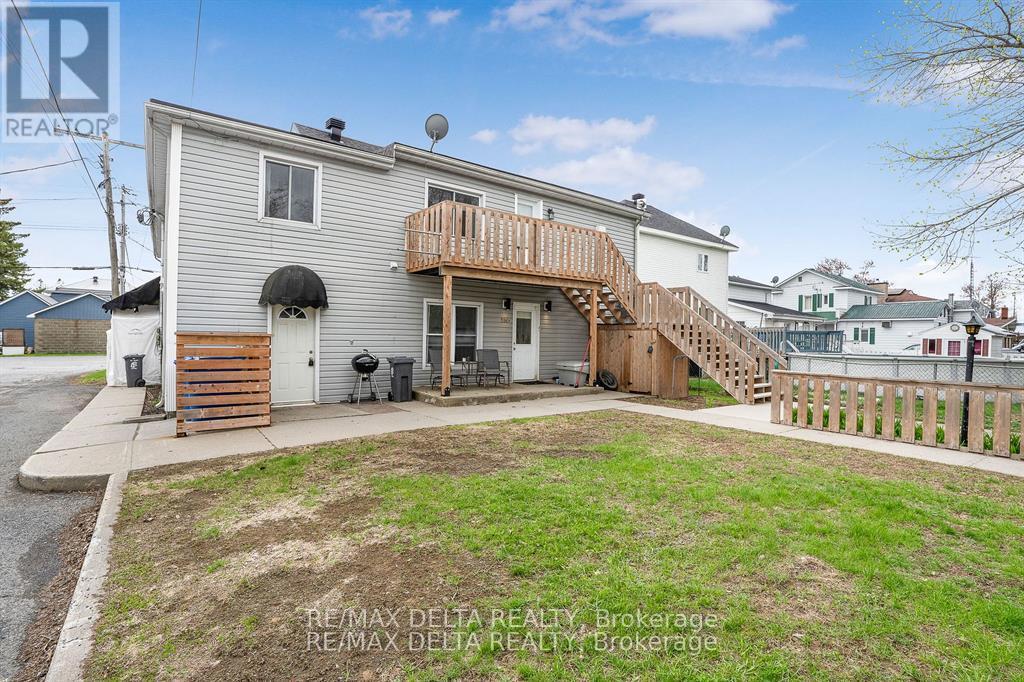 406 A-C, 596 A-C - 406-408 Telegraph Road, Alfred And Plantagenet, Ontario  K0B 1A0 - Photo 5 - X12347358