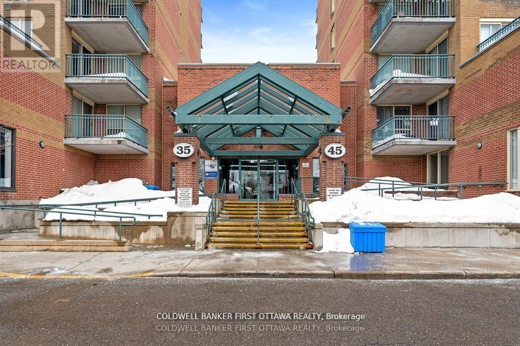 410 - 35 Holland Avenue, Ottawa, Ontario  K1Y 4S2 - Photo 6 - X12347382