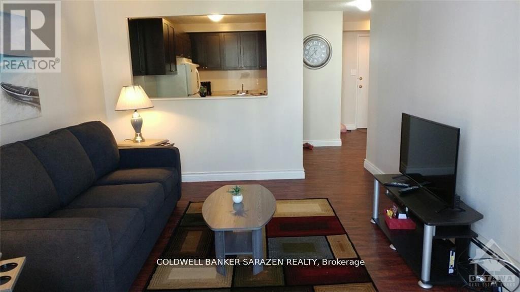 204 Bruyere Street, Ottawa, Ontario  K1N 5E3 - Photo 3 - X12347432