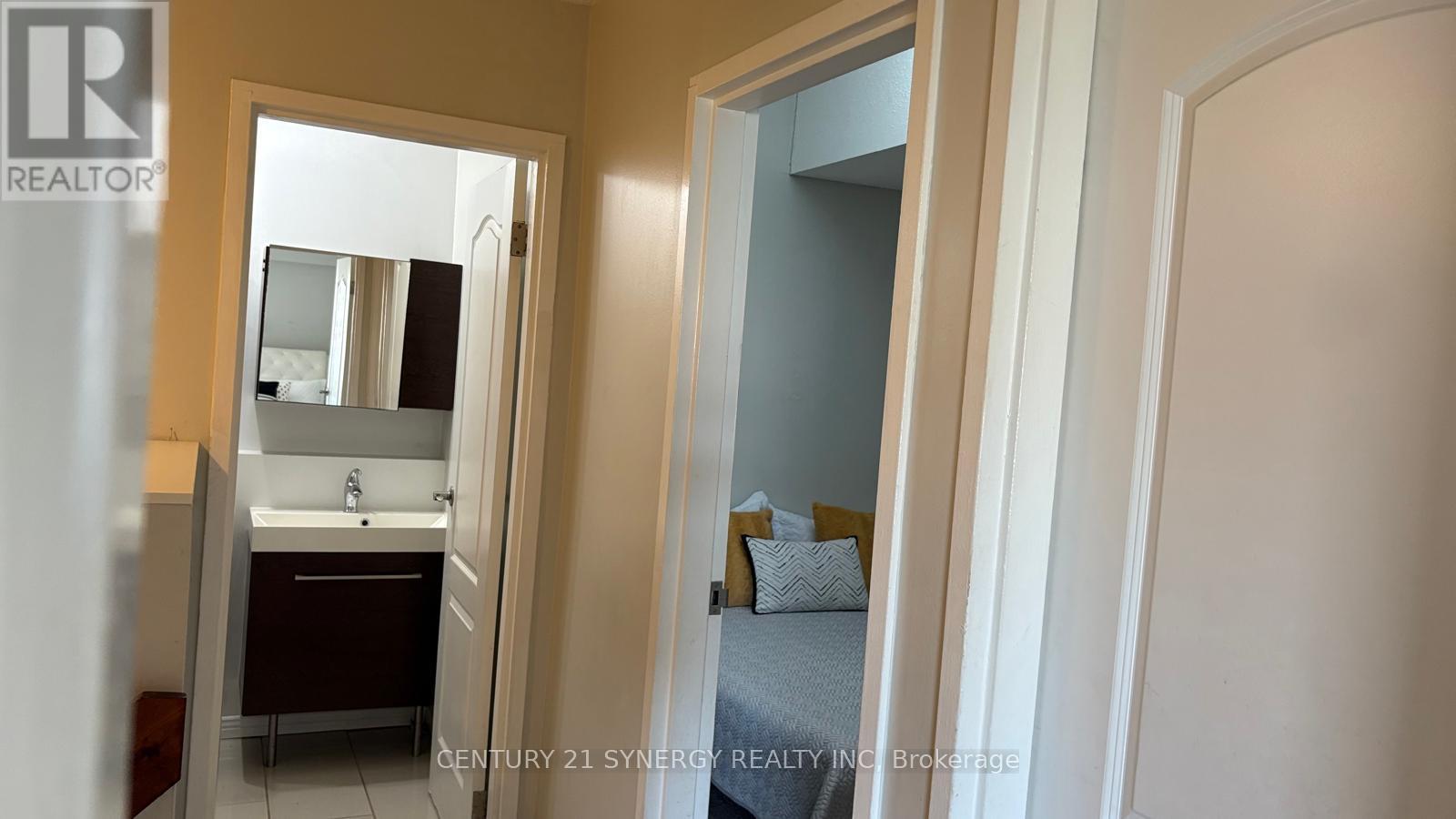 Property at 17 - 3415 UPLANDS DRIVE image 5