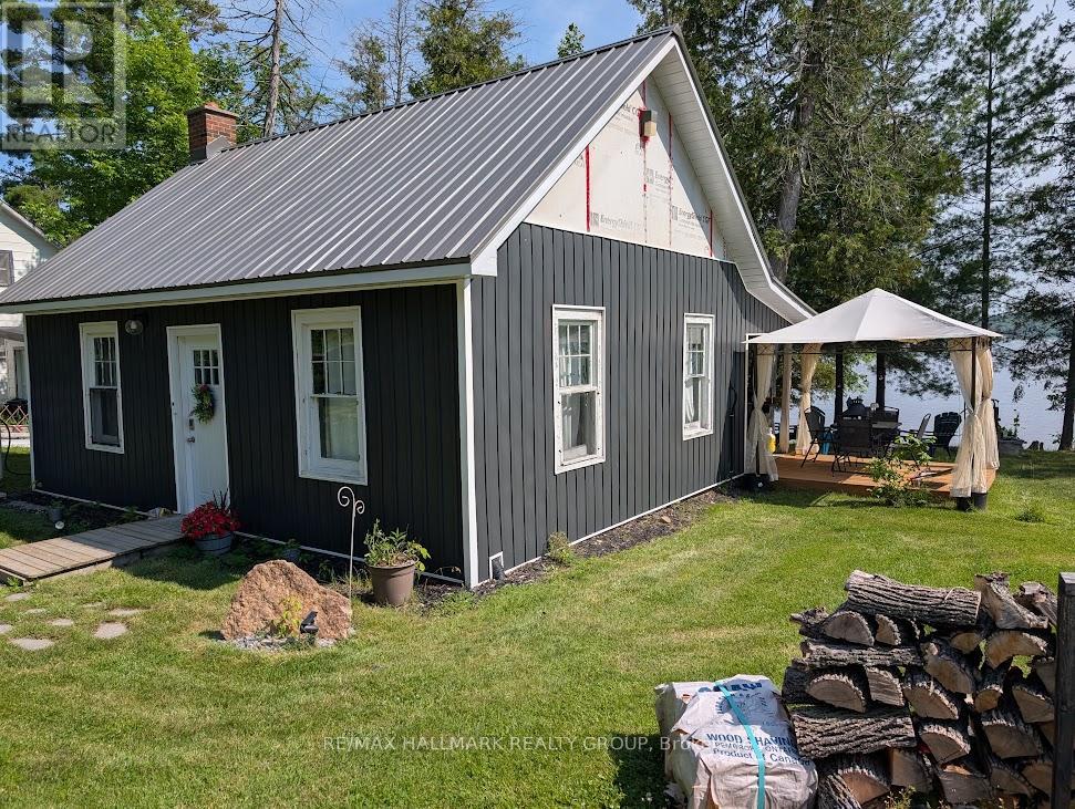 754 Forest Park Road, Laurentian Valley, Ontario  K8A 6W2 - Photo 11 - X12347444