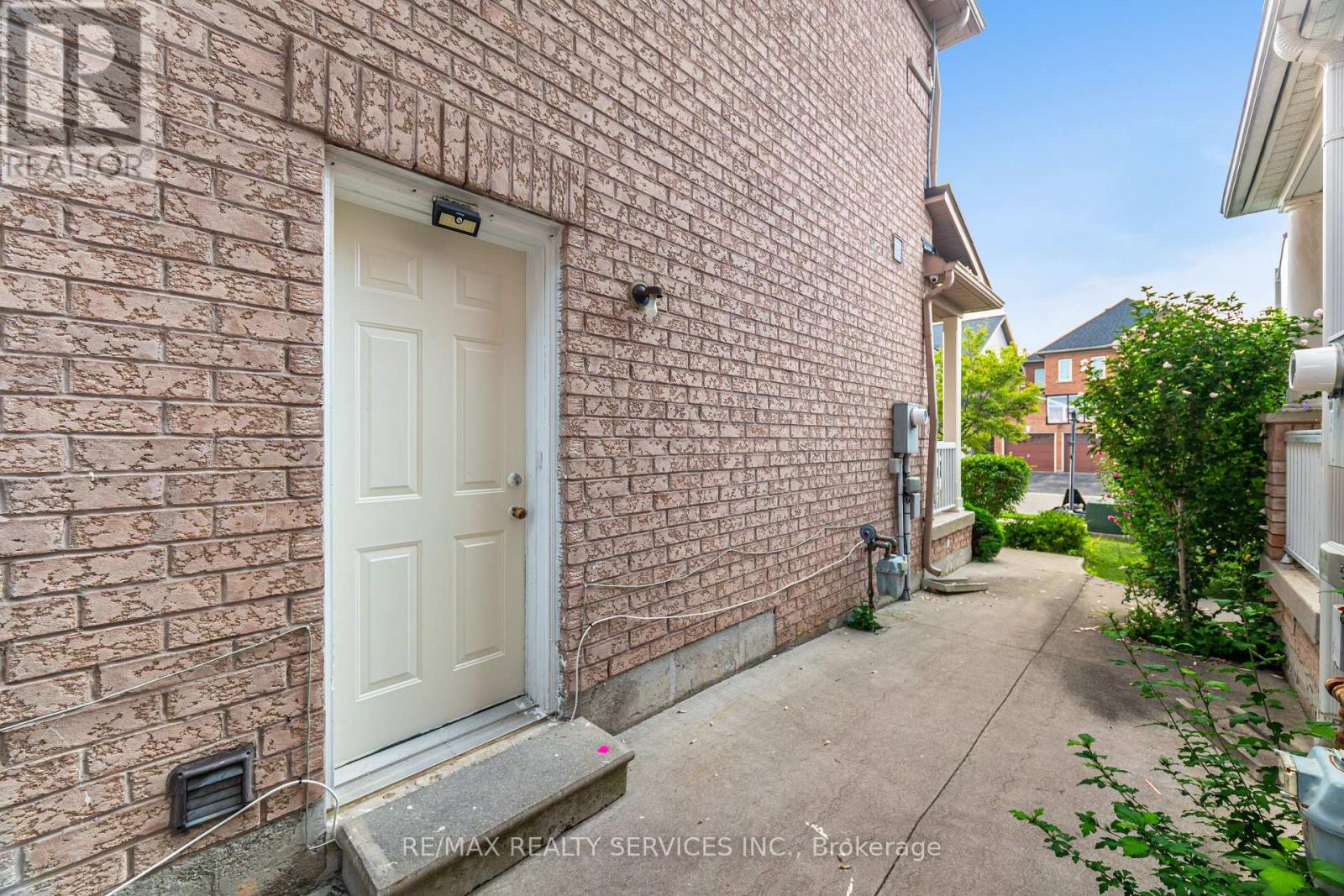 27 Hardgate Crescent, Brampton, Ontario  L7A 3V7 - Photo 46 - W12347311