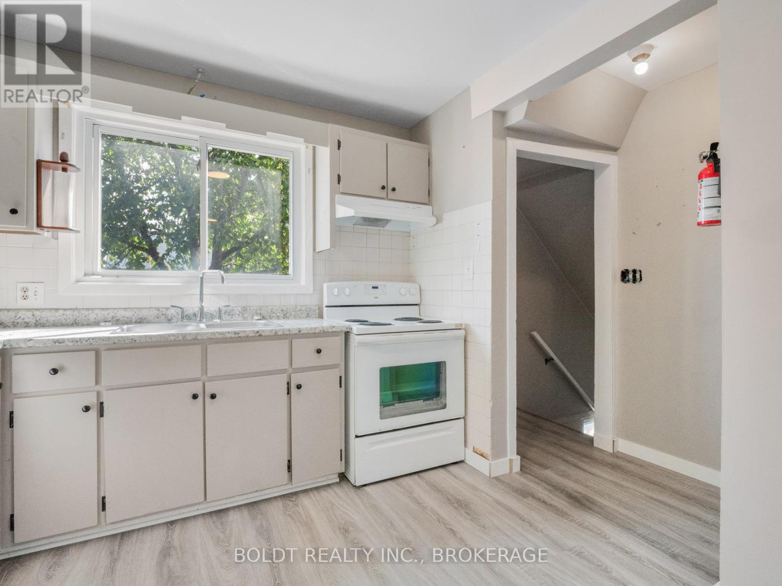3435 - 3435 Cattell Drive, Niagara Falls, Ontario  L2G 6N4 - Photo 10 - X12347402