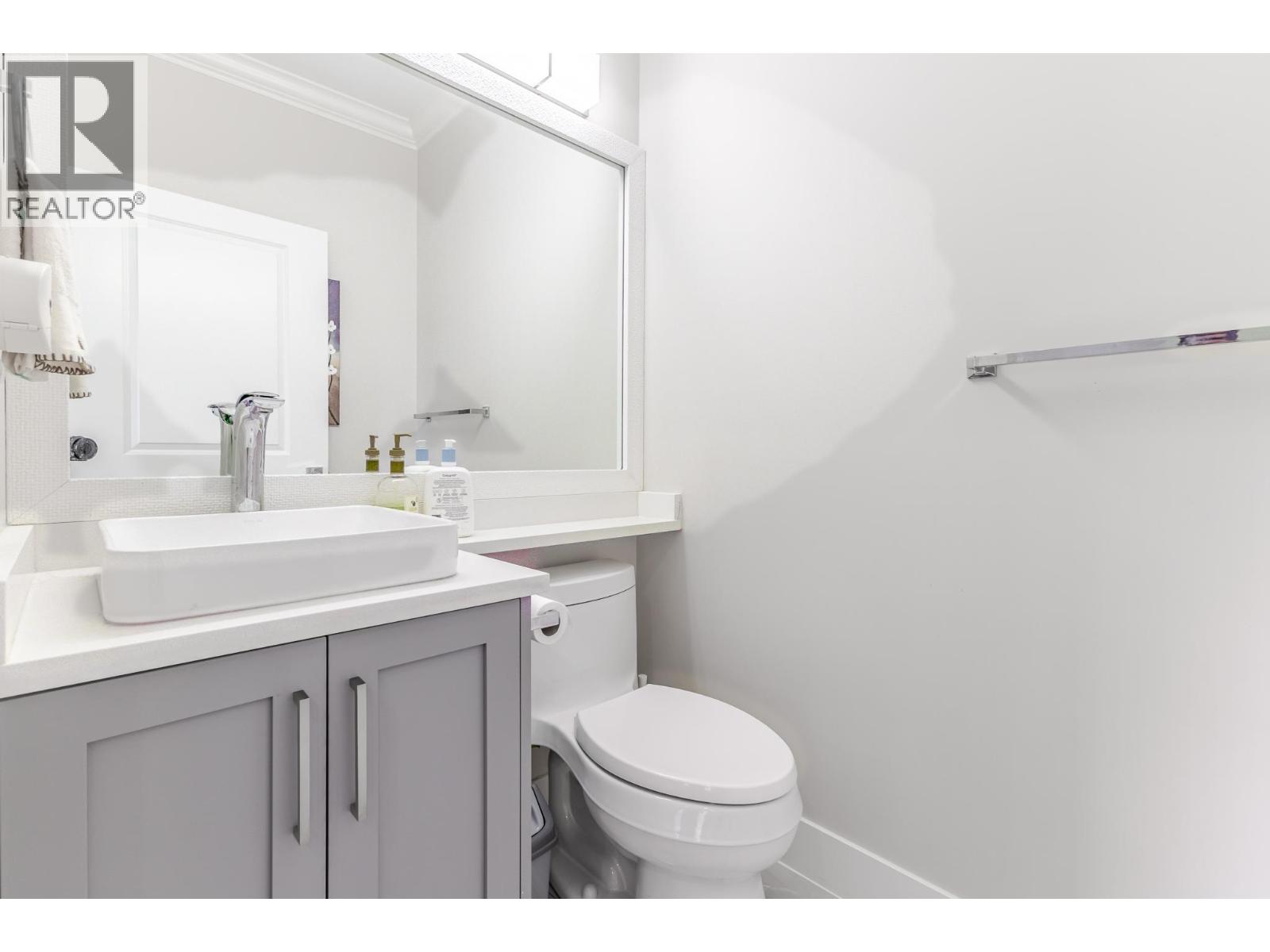 2 2786 E 46th Avenue, Vancouver, British Columbia  V5S 1A7 - Photo 11 - R3037420