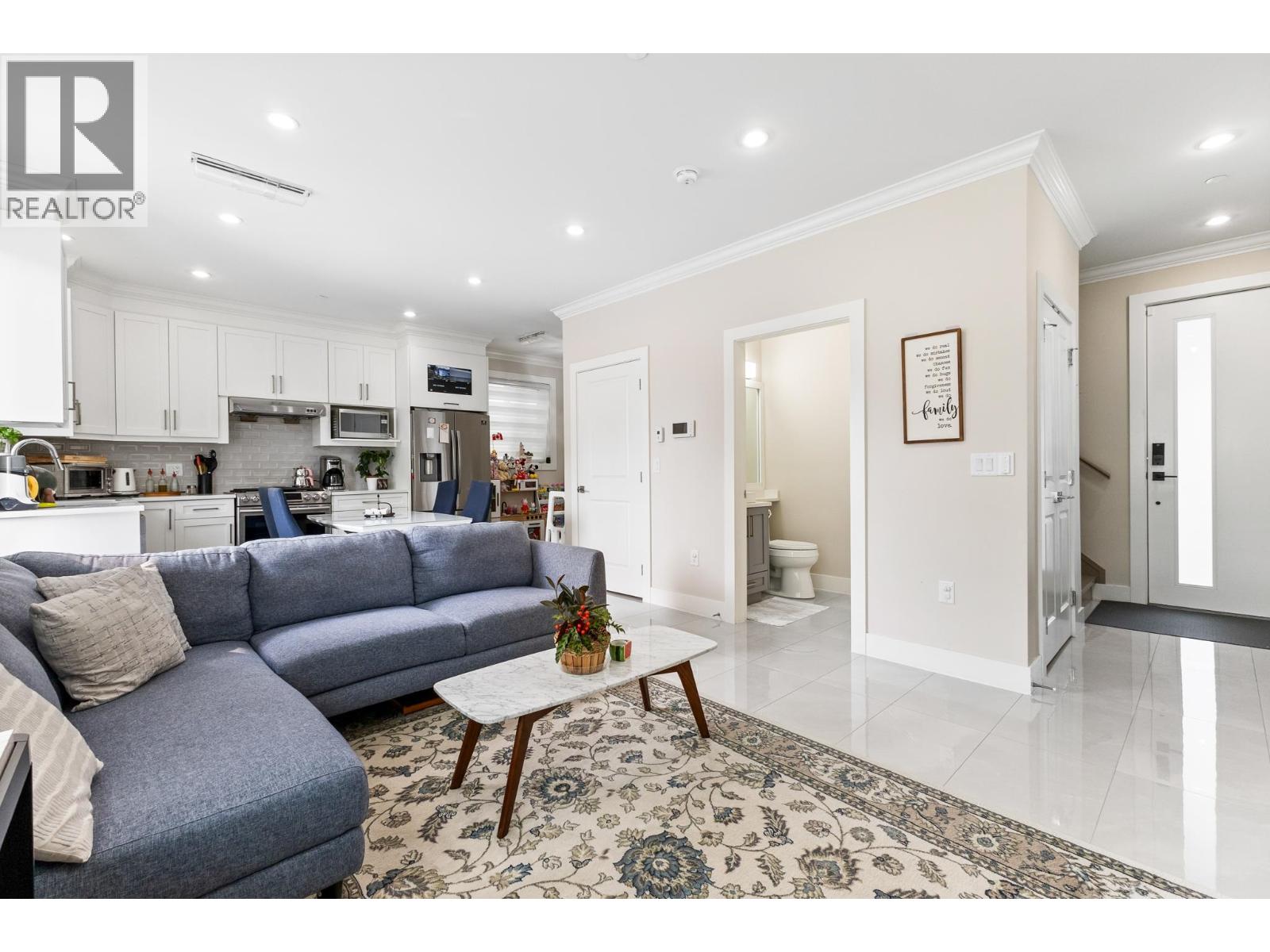 2 2786 E 46th Avenue, Vancouver, British Columbia  V5S 1A7 - Photo 6 - R3037420