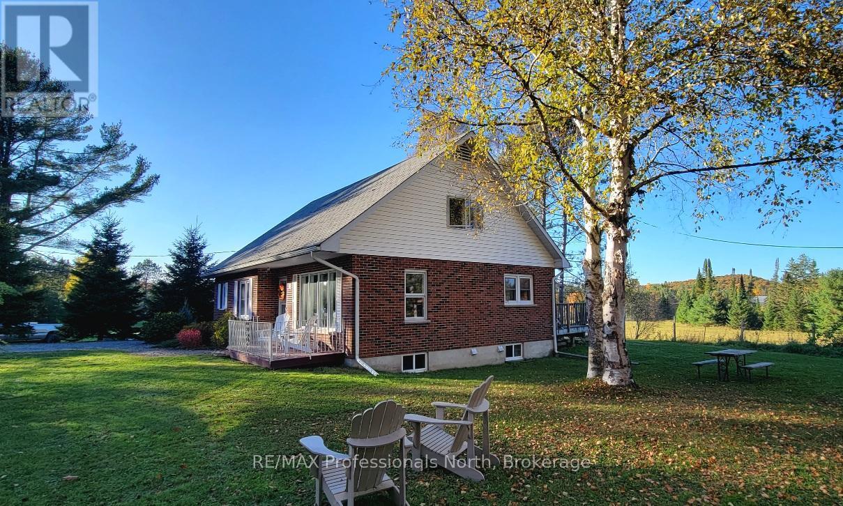 96 West Browns Road, Huntsville, Ontario  P1H 1S2 - Photo 2 - X12347317