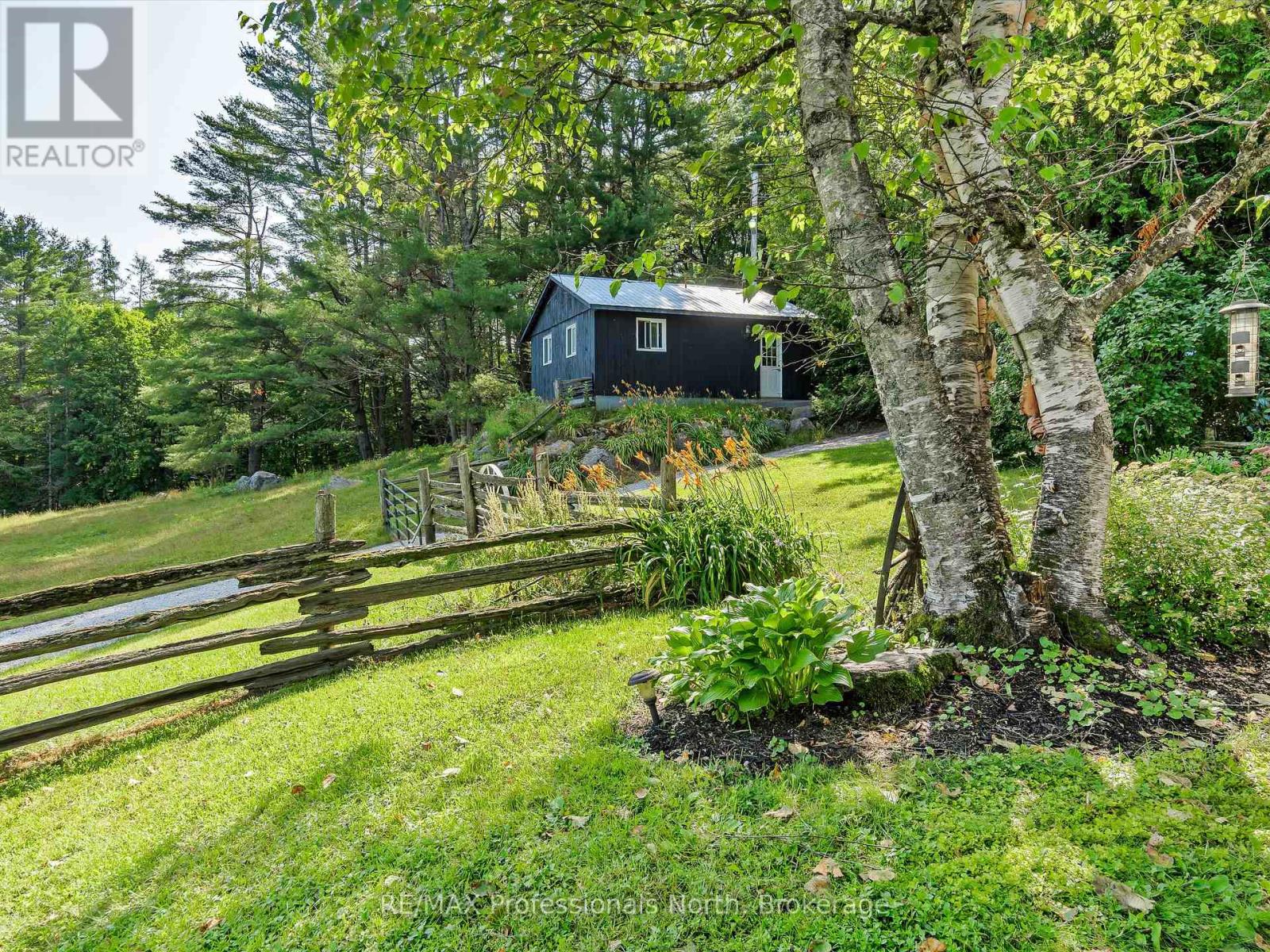 1069 Kirk Line E, Bracebridge, Ontario  P1L 0A1 - Photo 33 - X12347381