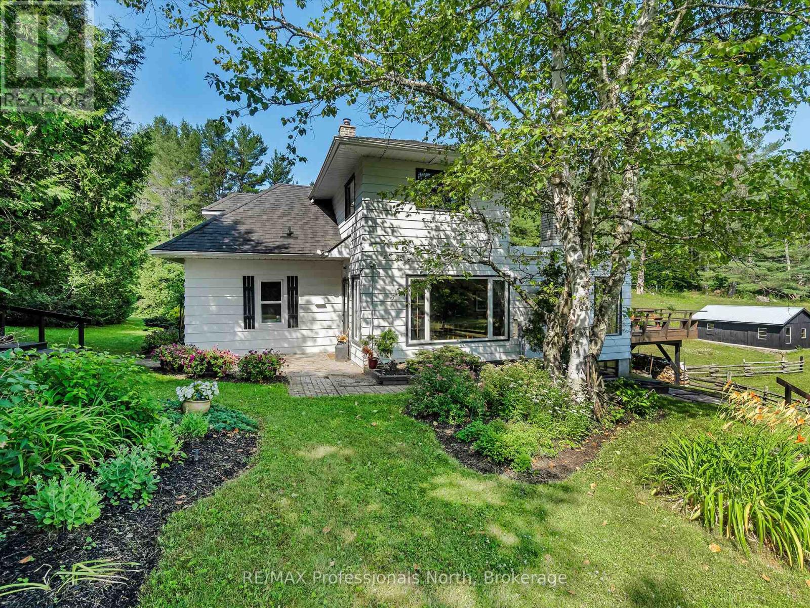 1069 Kirk Line E, Bracebridge, Ontario  P1L 0A1 - Photo 35 - X12347381