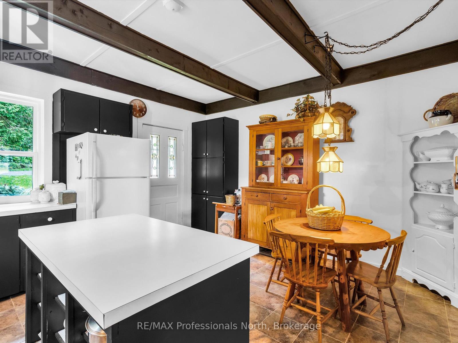 1069 Kirk Line E, Bracebridge, Ontario  P1L 0A1 - Photo 41 - X12347381
