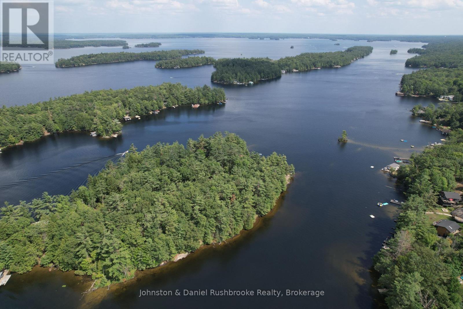 2 Island 24lm (Denison), Gravenhurst, Ontario  P1P 1R2 - Photo 15 - X12347419