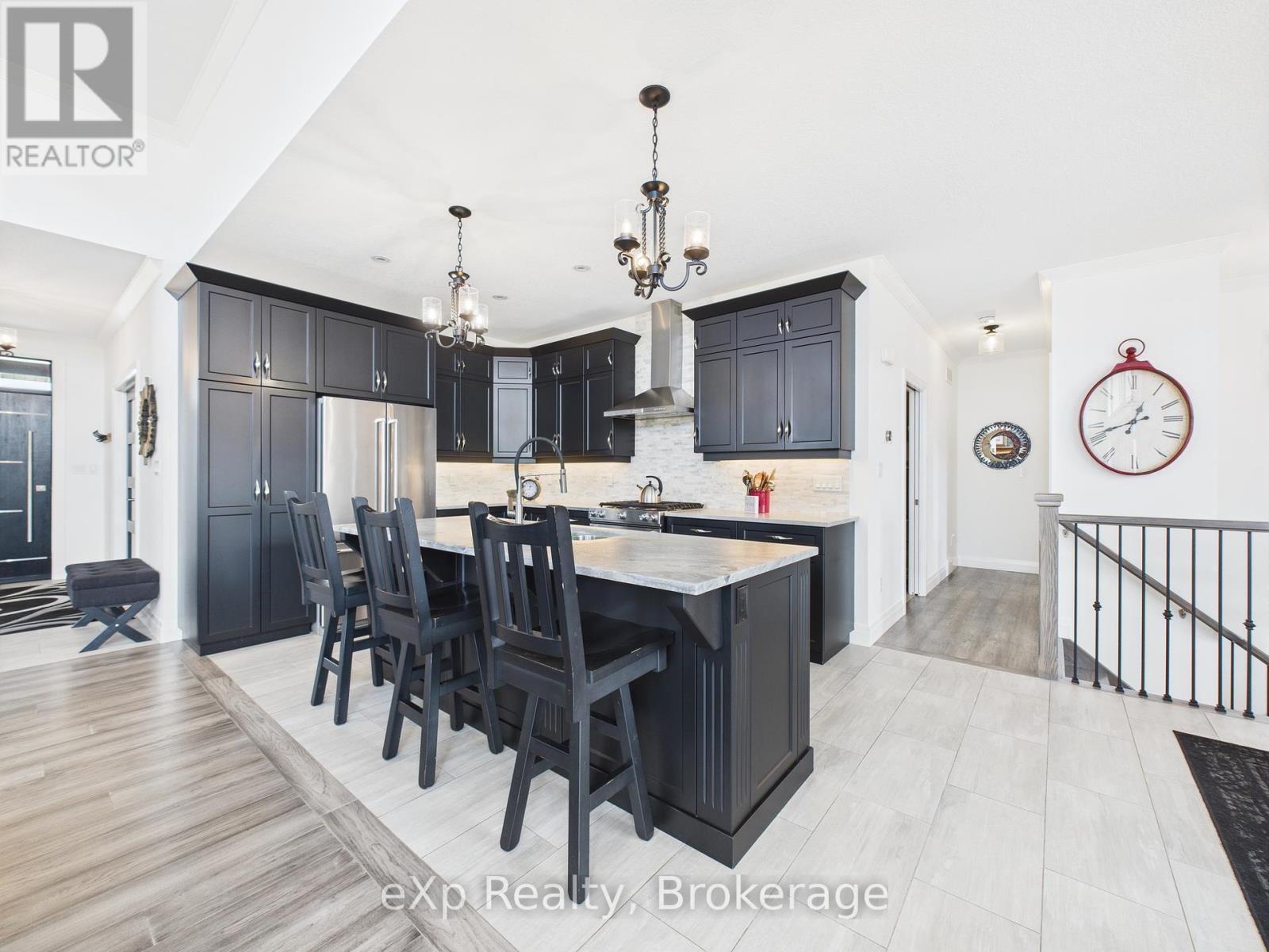 356 Devonshire Road, Saugeen Shores, Ontario  N0H 2C3 - Photo 13 - X12347441