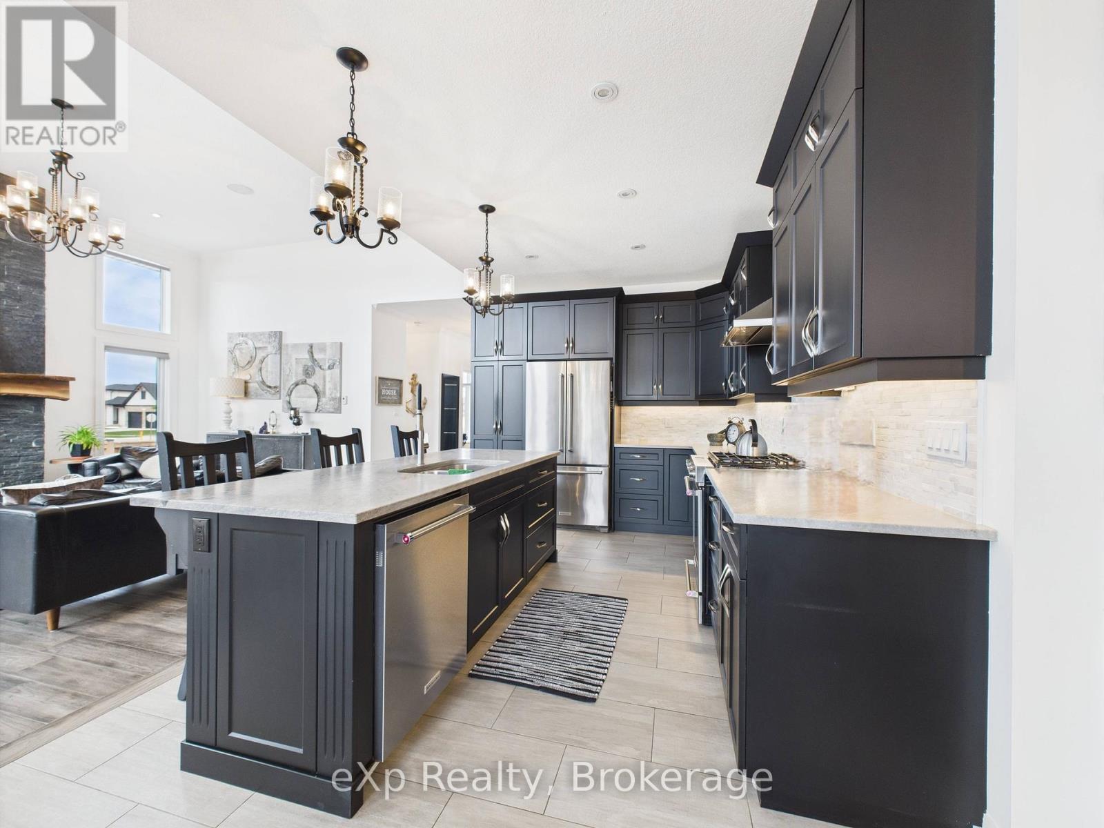 356 Devonshire Road, Saugeen Shores, Ontario  N0H 2C3 - Photo 14 - X12347441