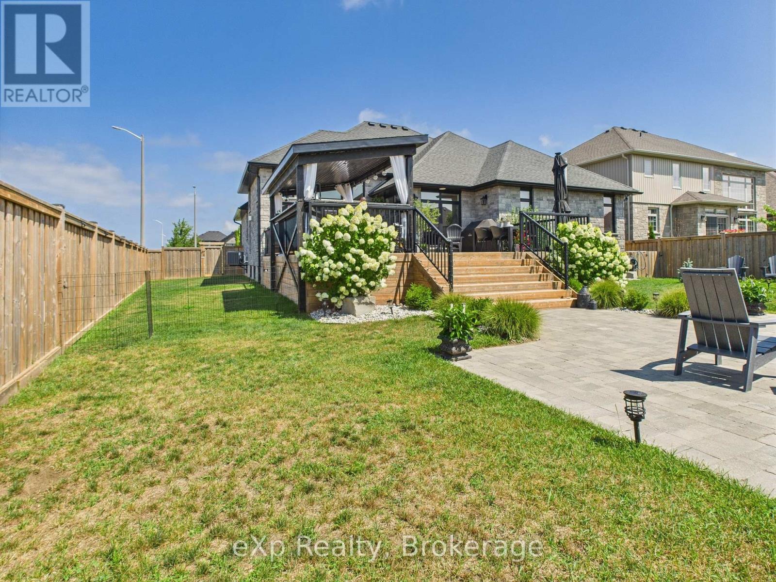 356 Devonshire Road, Saugeen Shores, Ontario  N0H 2C3 - Photo 33 - X12347441