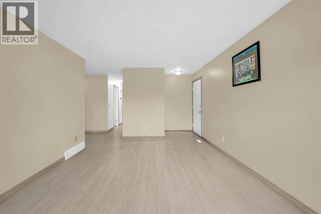 79 Abalone Way Ne, Calgary, Alberta  T2A 6Y1 - Photo 11 - A2239465