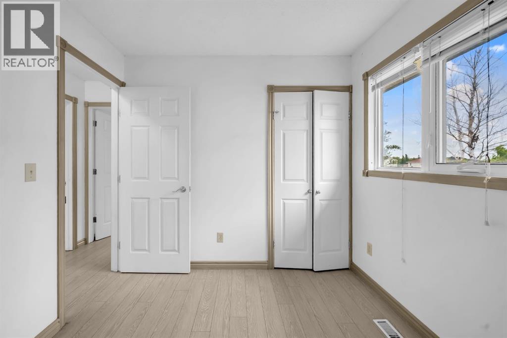 79 Abalone Way Ne, Calgary, Alberta  T2A 6Y1 - Photo 18 - A2239465