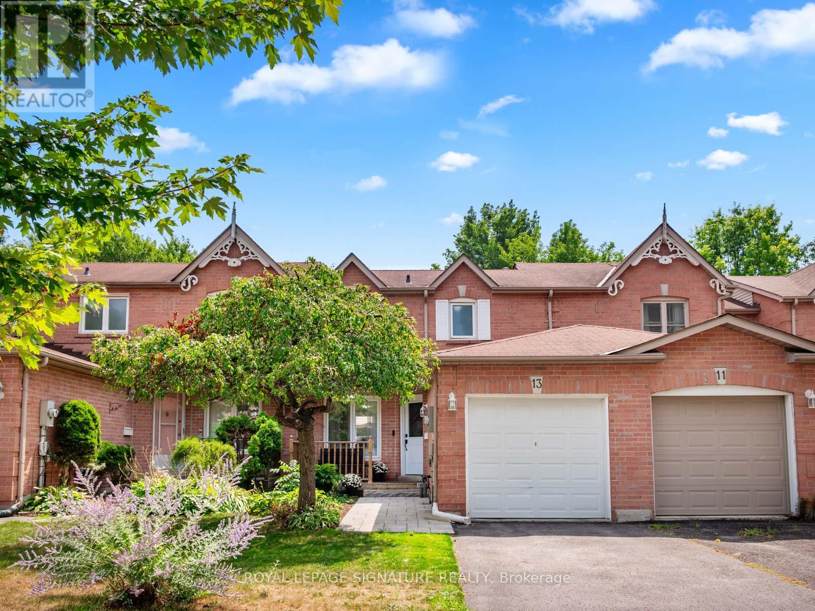 Property at 13 HILLHURST CRESCENT image 2