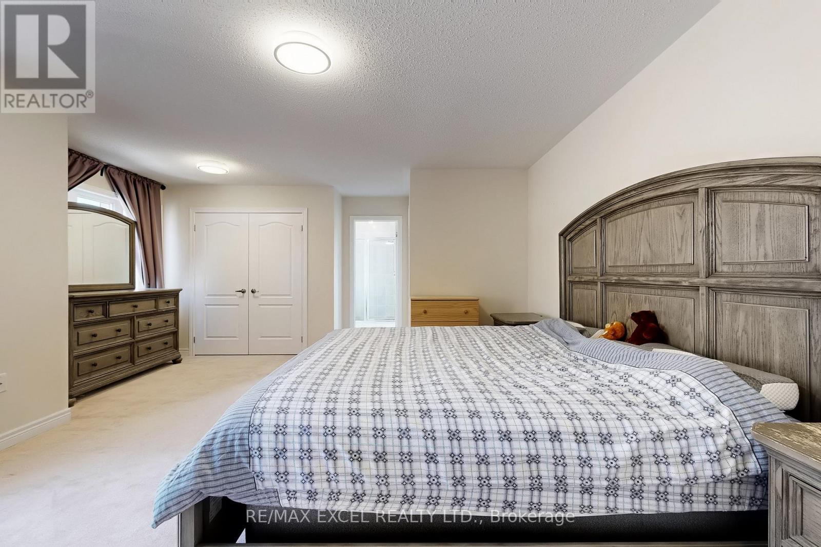 9 Sunnyside Hill Road, Markham, Ontario  L6B 0X4 - Photo 24 - N12347337