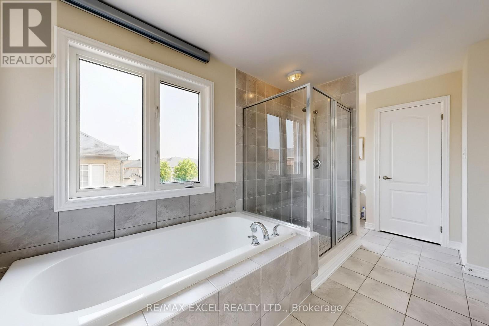 9 Sunnyside Hill Road, Markham, Ontario  L6B 0X4 - Photo 28 - N12347337