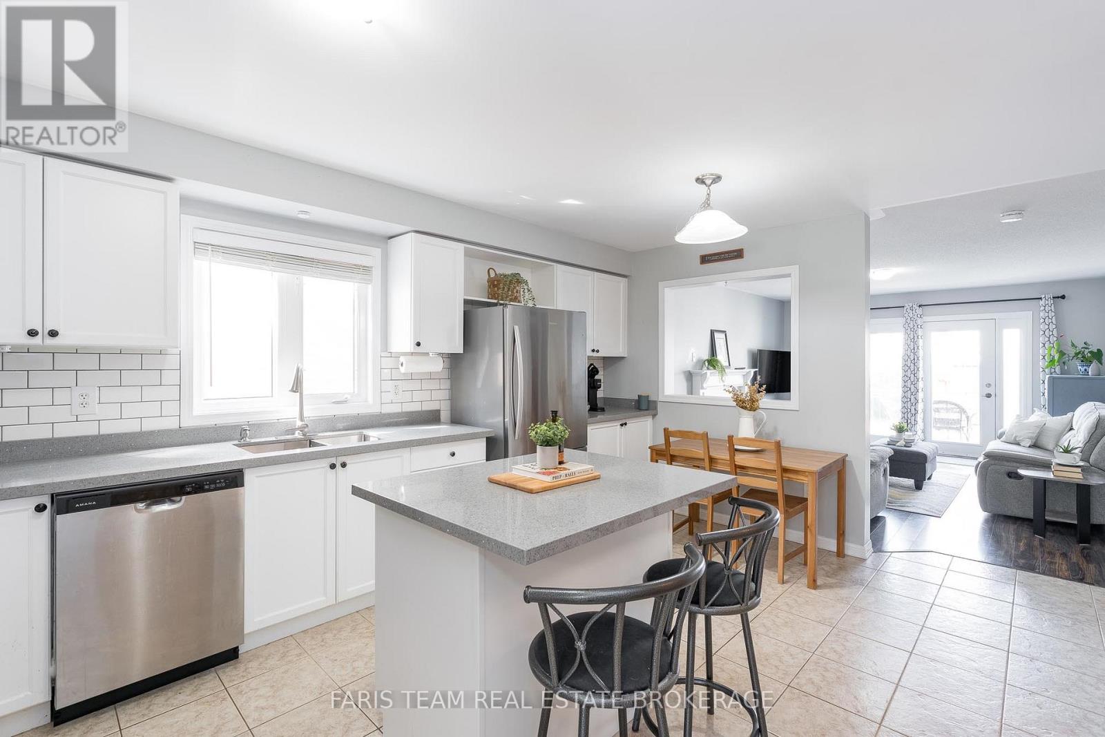 Property at 4 CALLANDER CRESCENT image 4
