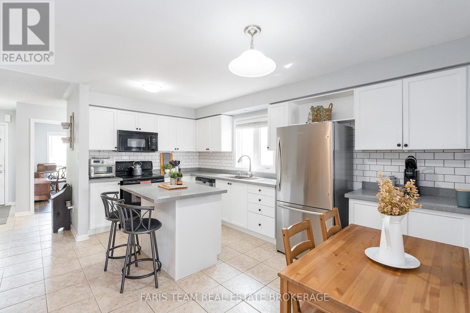 Property at 4 CALLANDER CRESCENT image 5