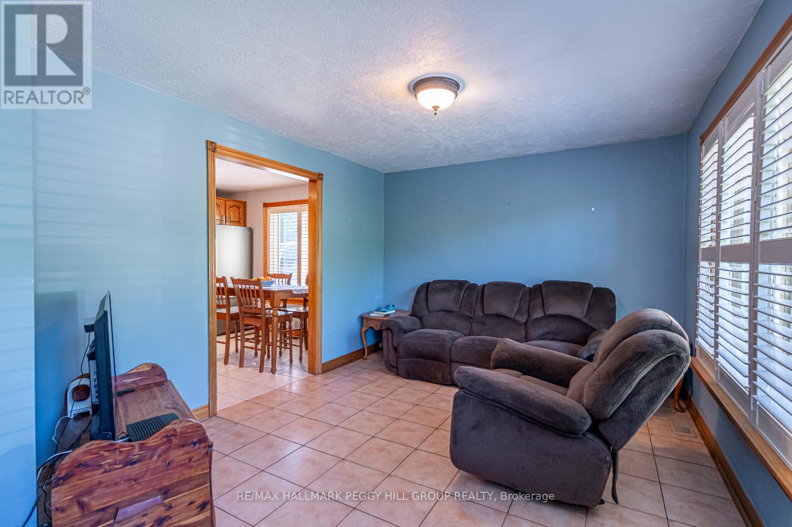 Property at 2139 ADJALA-TECUMSETH TOWNLINE image 5
