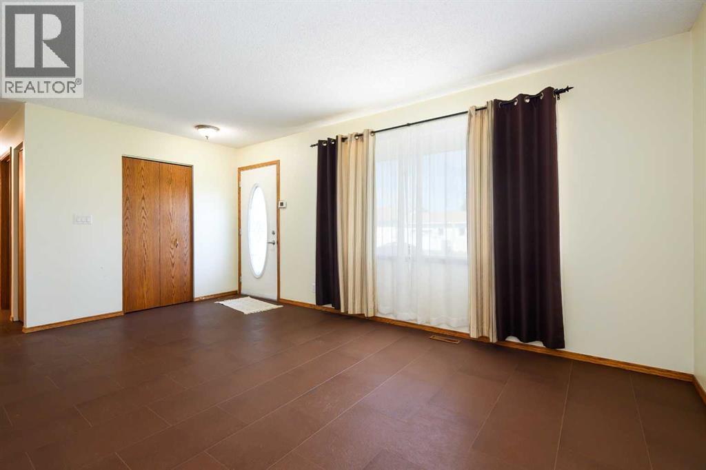 Property at 117 NIVEN Street image 4