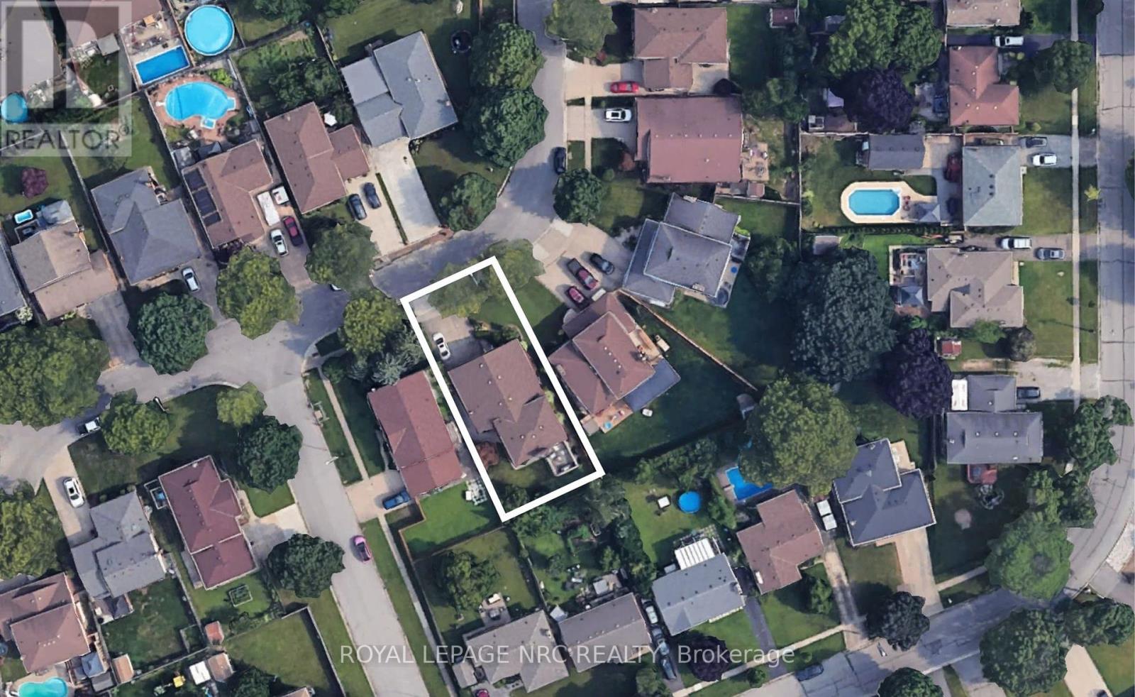 Property at 27 ORLANDO DRIVE image 2