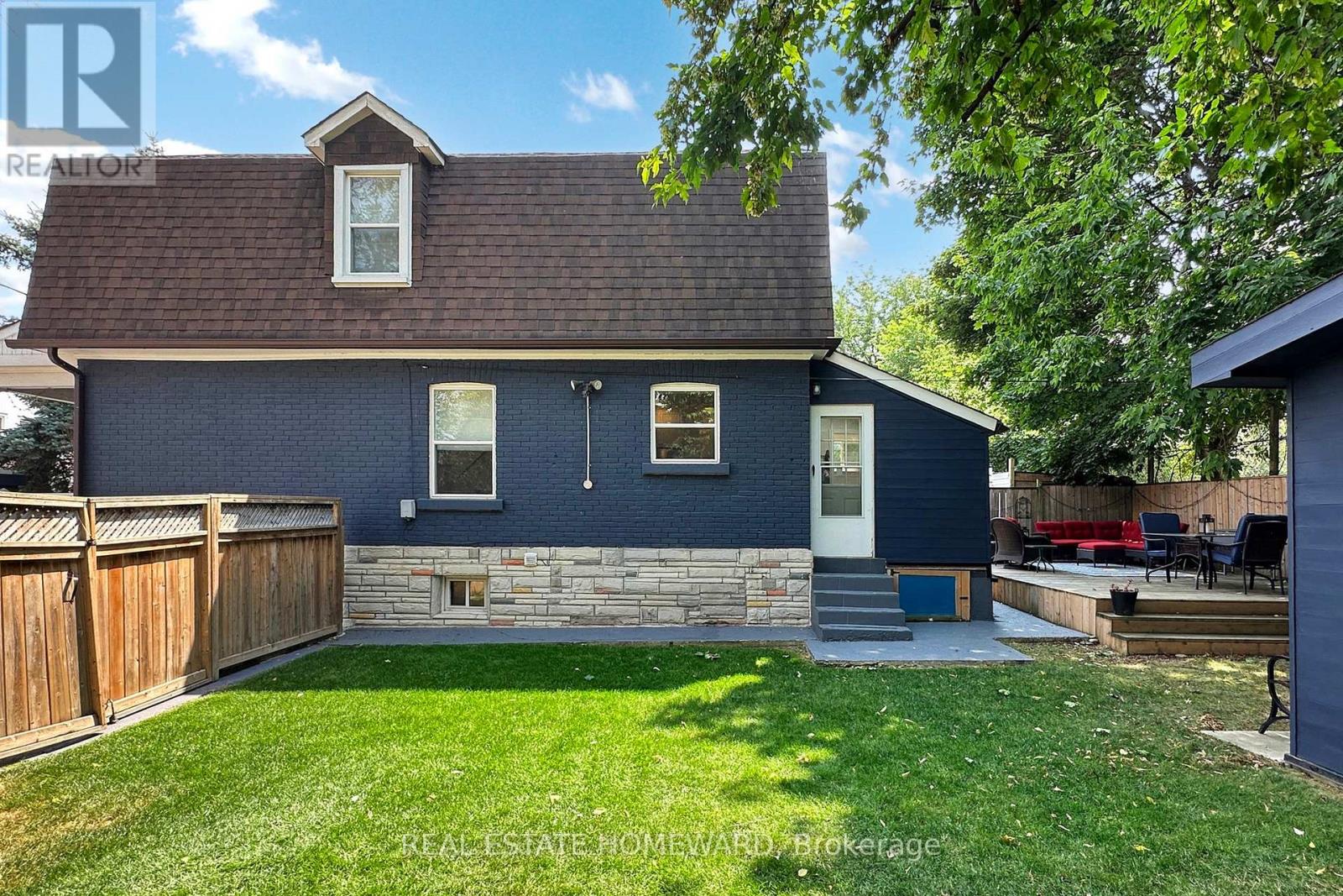 48 Holley Avenue, Toronto (Weston), Ontario  M9N 2C5 - Photo 38 - W12344291