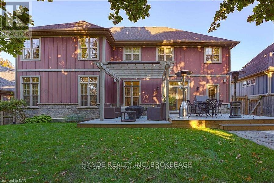Property at 16 RED HAVEN DRIVE image 2