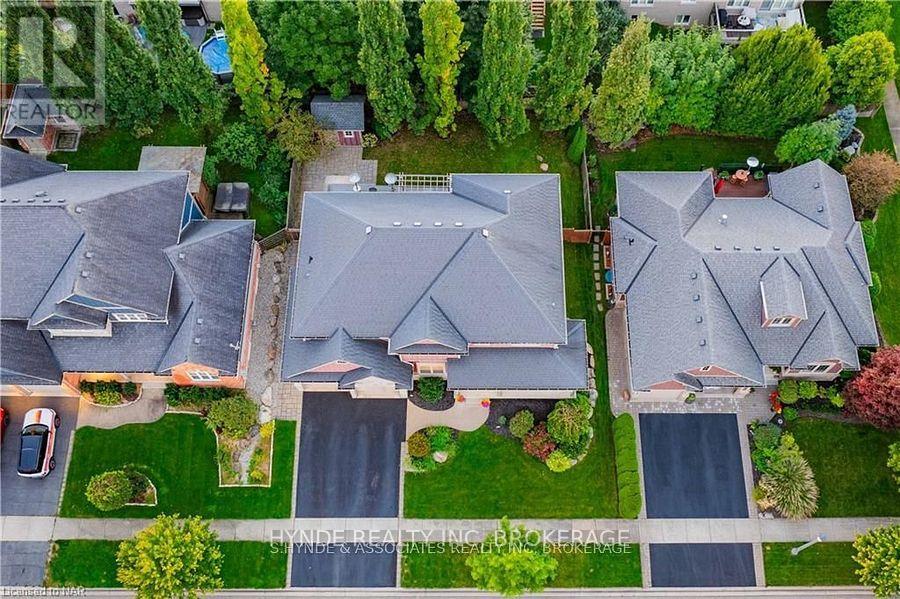 Property at 16 RED HAVEN DRIVE image 4