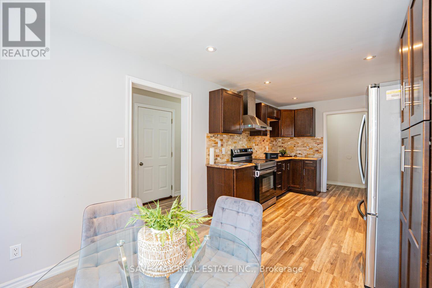 8 Joanne Court, Brampton, Ontario  L6Y 2J8 - Photo 8 - W12345700