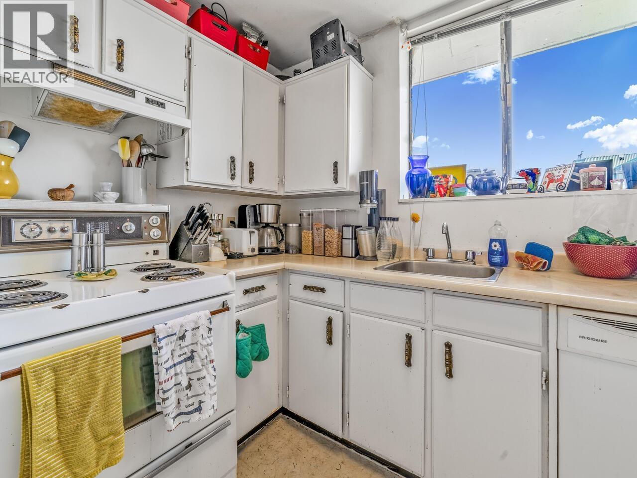1102 7171 Beresford Street, Burnaby, British Columbia  V5E 3Z8 - Photo 12 - R3036471