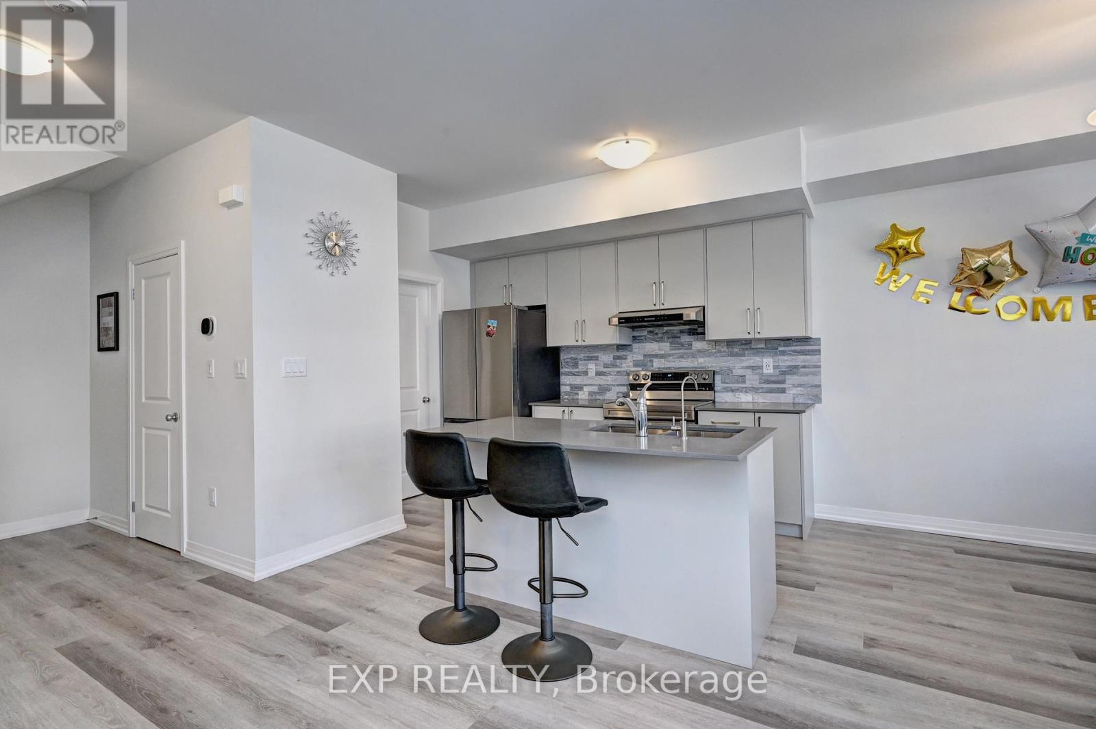 161 - 155 Equestrian Way, Cambridge, Ontario  N3E 0E8 - Photo 8 - X12347350